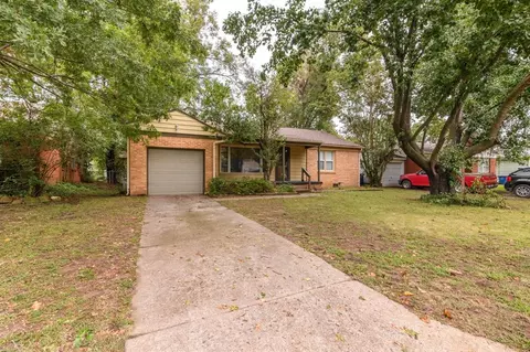 1437 E 52nd Pl, Tulsa, OK 74105