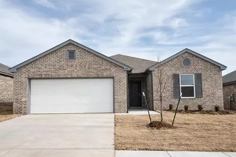 416 Labelle Ln, Tuttle, OK 73089