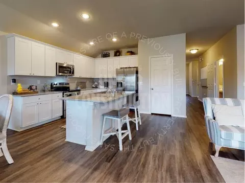 Kitchen - 420 Labelle Ln, Tuttle, OK 73089 photo 2 of 2