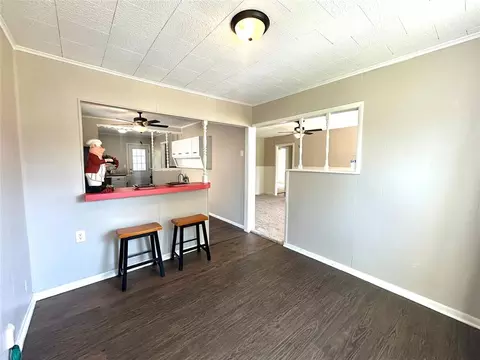 Dining - 1212 E 11th St, Shawnee, OK 74801 photo 1 of 1