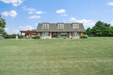 1621 Mill Creek Rd, Edmond, OK 73025