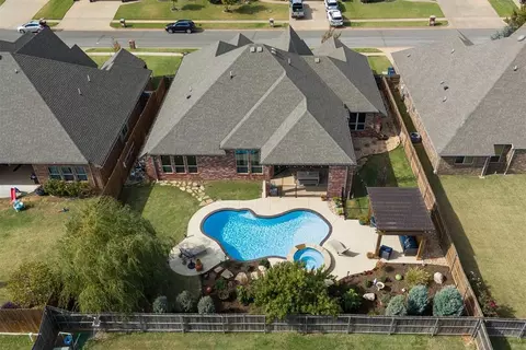 14612 Doulton Cir, Oklahoma City, OK 73142