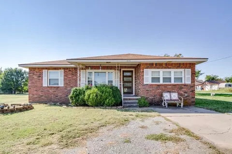 414 Harrison Nw Ave, Piedmont, OK 73078