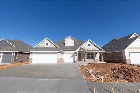 16004 Coneflower Dr, Edmond, OK 73013