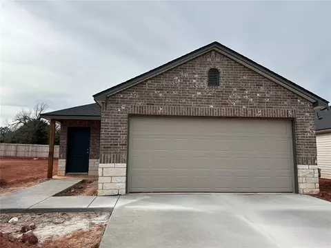 10205 Big Blue Dr, Oklahoma City, OK 73114