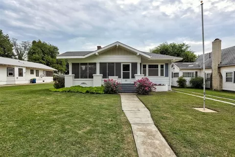 811 S Hoff Ave, El Reno, OK 73036