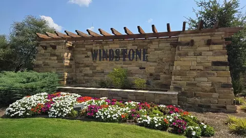 5812 Windstone Dr, Norman, OK 73072