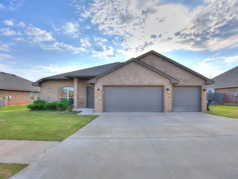15612 Vermillion Dr, Edmond, OK 73013