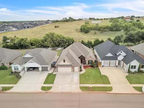 3715 Timberbrook Dr, Norman, OK 73069