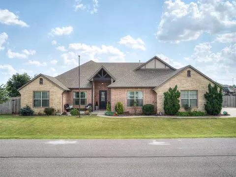 18398 Stagecoach Trl, Norman, OK 73072