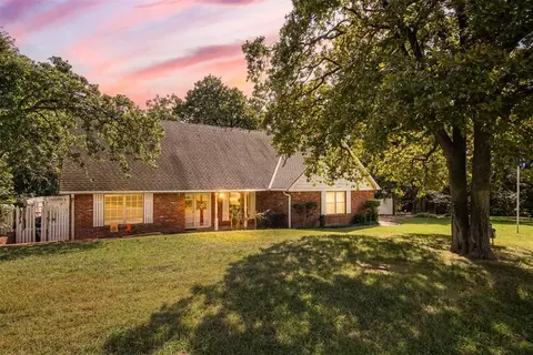 1812 Rolling Creek Rd, Edmond, OK 73034