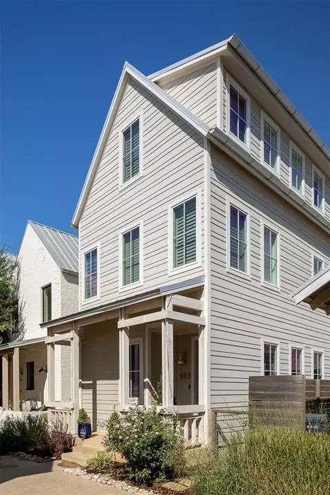 933 Pedalers Ln, Oklahoma City, OK 73108