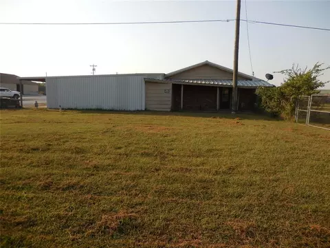 Other - 411 S A St, Davis, OK 73030 photo 4 of 11