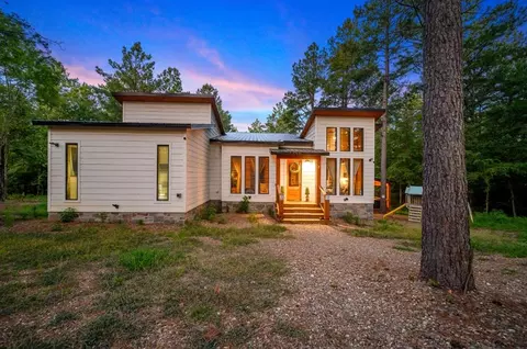 67 Carter Creek Ln, Broken Bow, OK 74728