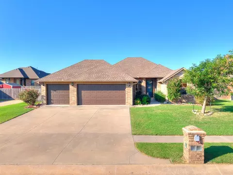20712 Colony Ave, Harrah, OK 73045