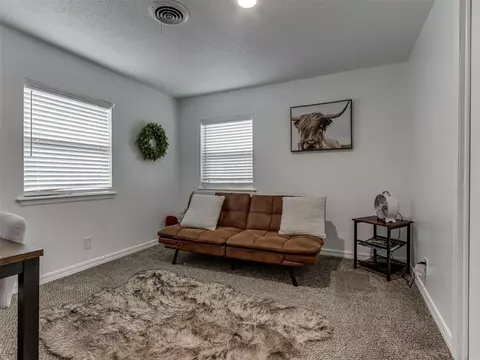 Bedroom - 1033 Mockingbird Ln, Norman, OK 73071 photo 9 of 9