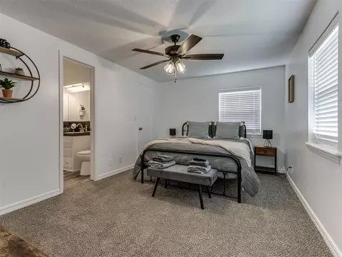 Bedroom - 1033 Mockingbird Ln, Norman, OK 73071 photo 5 of 9