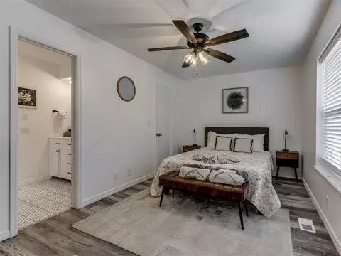 Bedroom - 1033 Mockingbird Ln, Norman, OK 73071 photo 1 of 9
