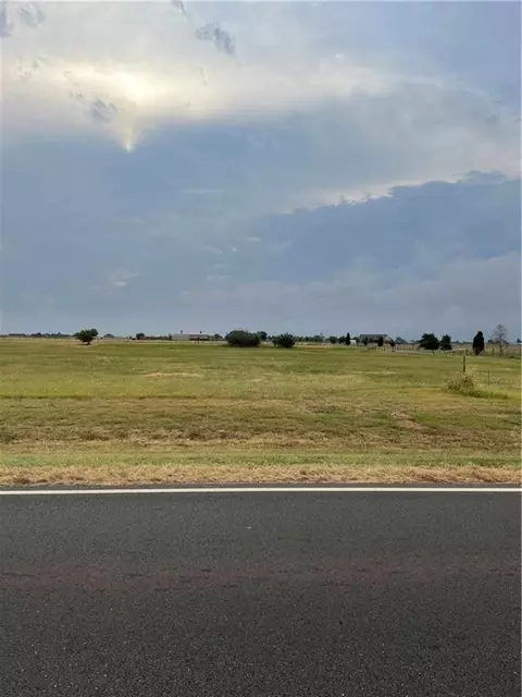 5466 N Piedmont Rd, Piedmont, OK 73078
