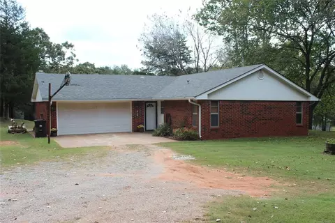 900690 S Oak Ridge Dr, Chandler, OK 74834