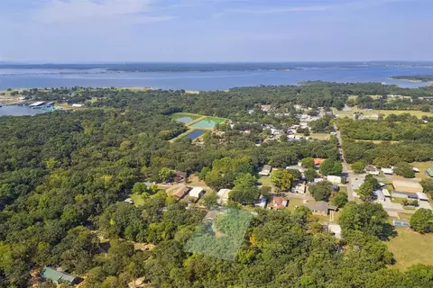65 Bass Dr, Mead, OK 73449