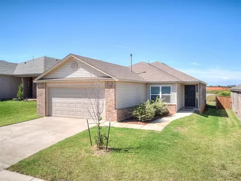 9949 Rattlesnake Ln, Yukon, OK 73099