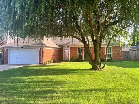 544 NW 172nd Pl, Edmond, OK 73012