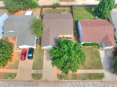 View/Area - 1209 Briar Patch Way, Norman, OK 73071 photo 2 of 6