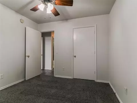 Bedroom - 1209 Briar Patch Way, Norman, OK 73071 photo 6 of 7