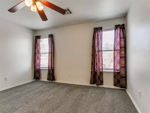 Bedroom - 1209 Briar Patch Way, Norman, OK 73071 photo 4 of 7