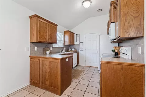521 Apache Gate Dr, Yukon, OK 73099 photo 15