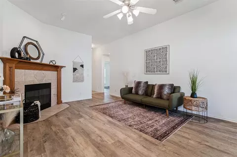 521 Apache Gate Dr, Yukon, OK 73099 photo 8