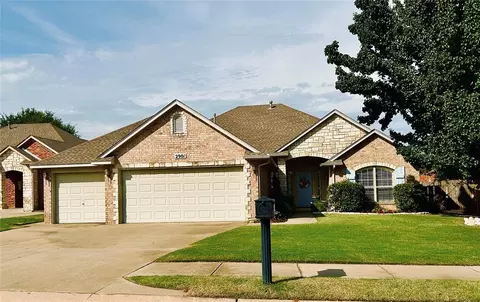 2901 Stonebrook Rd, Edmond, OK 73003