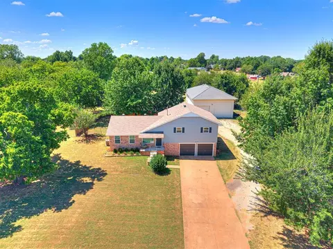 1809 Ketch Dr, Edmond, OK 73003