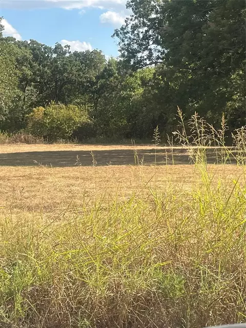 42847 Garretts Lake Rd, Shawnee, OK 74804