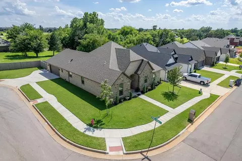 7200 NW 152nd St, Edmond, OK 73013