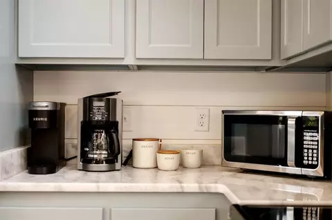 Kitchen - 266 Hickory Leaf Trl, Broken Bow, OK 74728 photo 4 of 4