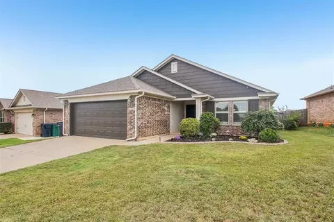 2820 Fountaingrass Rd, Oklahoma City, OK 73128