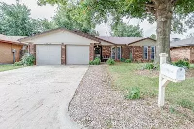 10412 Dover Dr, Yukon, OK 73099