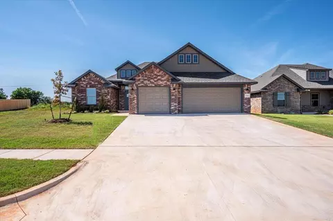 711 Virginia Ave, Newcastle, OK 73065