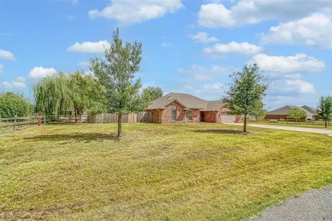 42 Freedom Cir, Altus, OK 73521