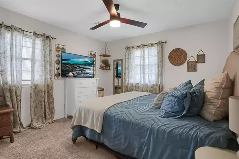 Bedroom - 1229 E Ridgecrest Rd, Altus, OK 73521 photo 1 of 3