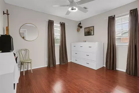 Bedroom - 1229 E Ridgecrest Rd, Altus, OK 73521 photo 2 of 3