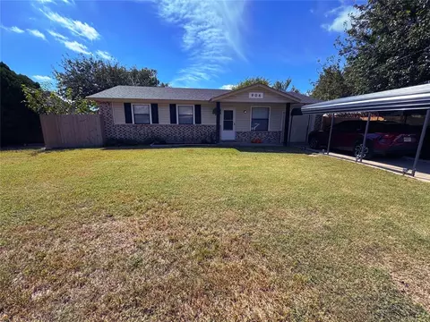 906 E Ash Ave, Duncan, OK 73533
