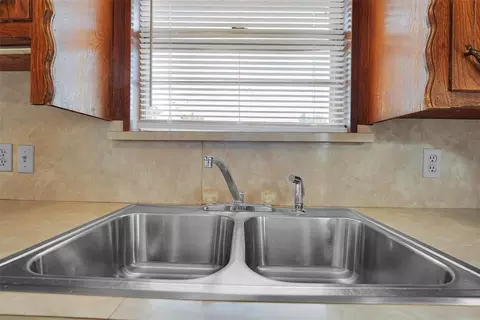 1101 Smith St, Hammon, OK 73650 photo 11