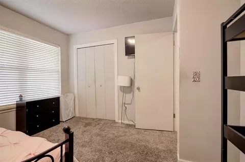 Bedroom - 2308 Fox Ave, Moore, OK 73160 photo 2 of 9