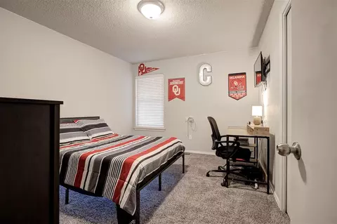 Bedroom - 2308 Fox Ave, Moore, OK 73160 photo 3 of 9