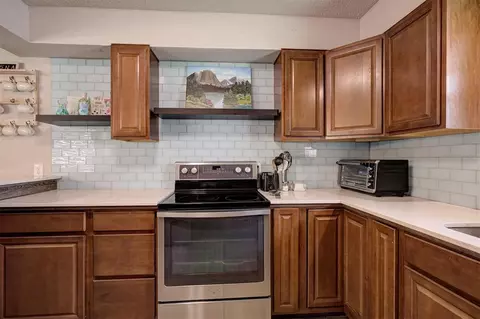 Kitchen - 2308 Fox Ave, Moore, OK 73160 photo 3 of 4