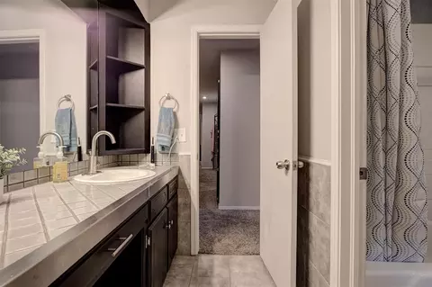 Bath - 2308 Fox Ave, Moore, OK 73160 photo 2 of 7