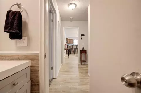 Entry Way - 2308 Fox Ave, Moore, OK 73160 photo 2 of 2